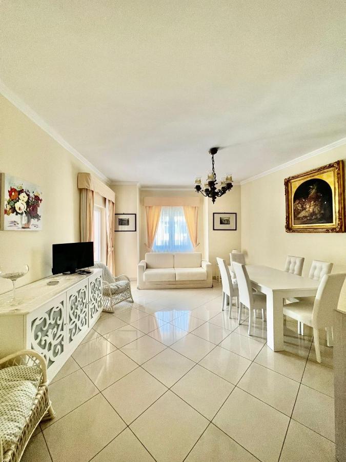 Short-Lets D33, Part Of The House Is Available For Short-Term Rentals In Sorrento Center 外观 照片